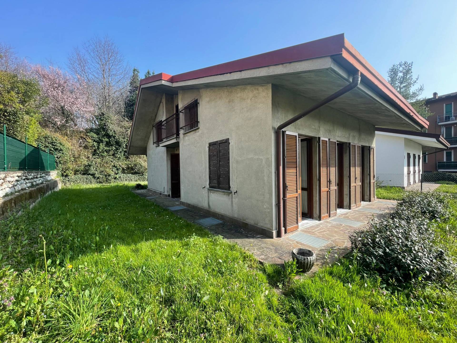 Villette a schiera in vendita a Galbiate