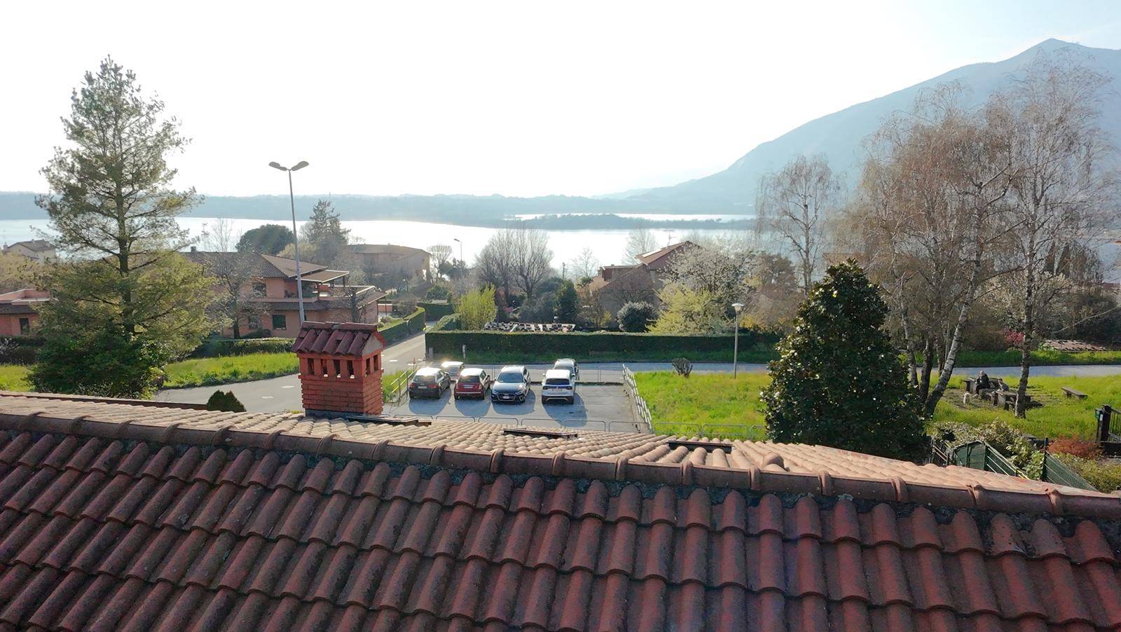 Villette a schiera in vendita a Galbiate