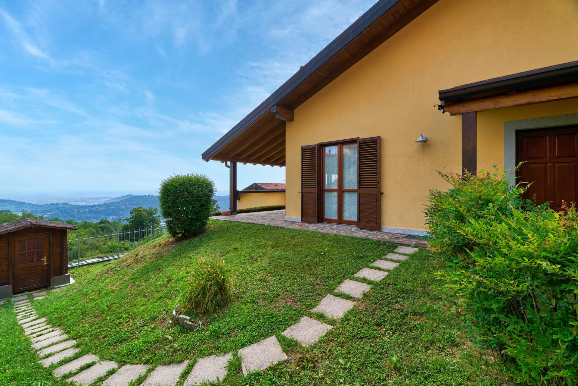 Villa in vendita a Colle Brianza, Giovenzana