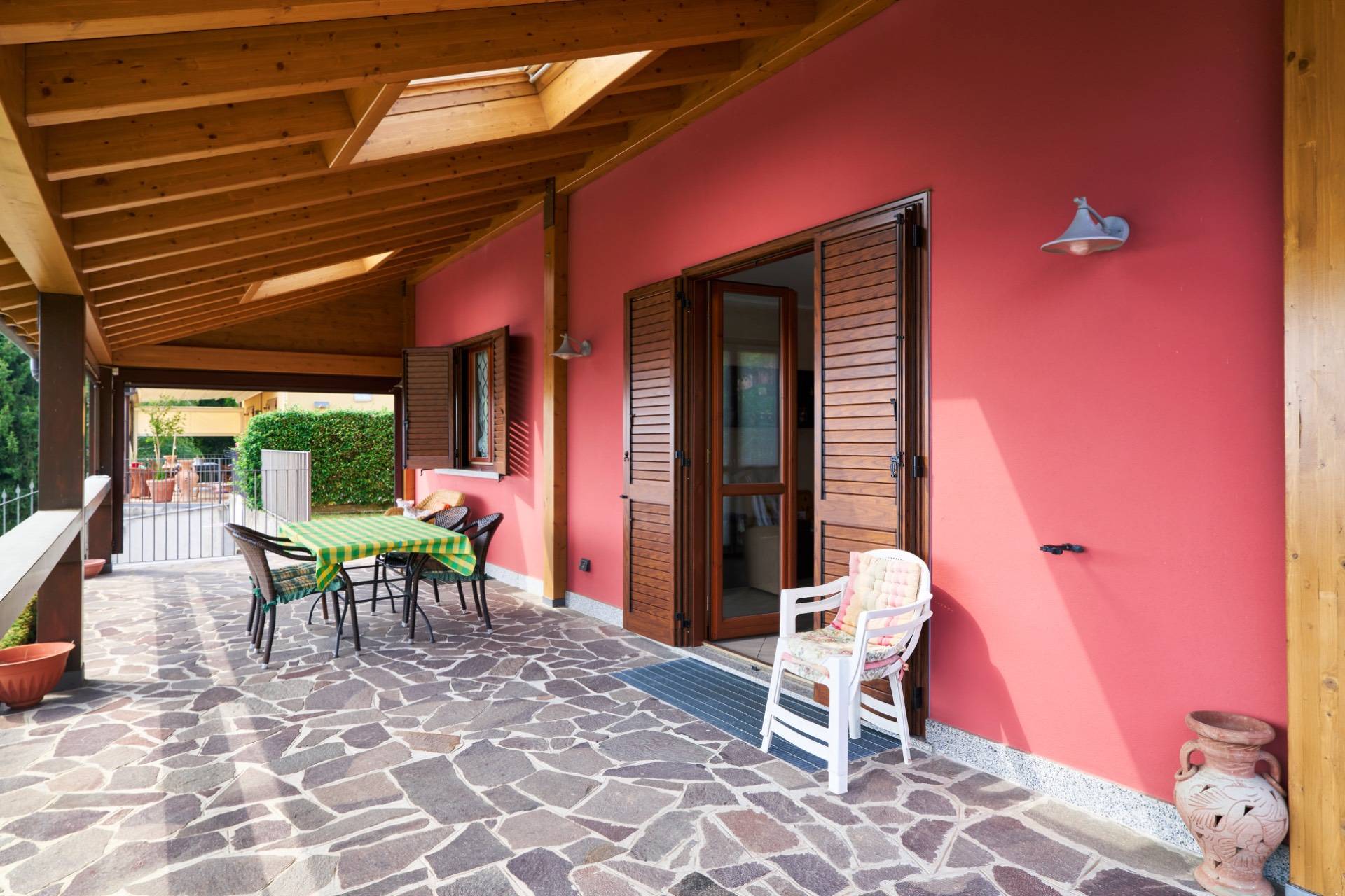 Villa in vendita a Colle Brianza, Giovenzana
