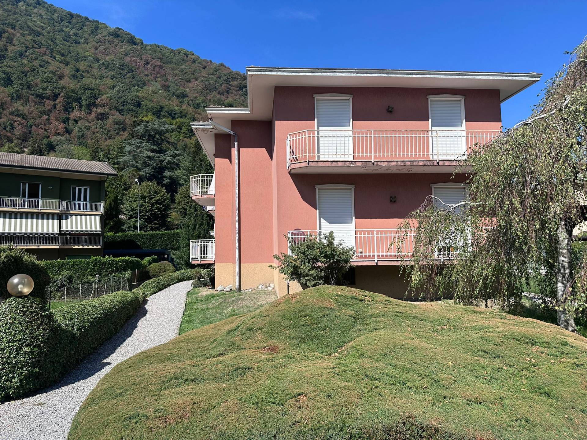 Appartamento in vendita a Valbrona