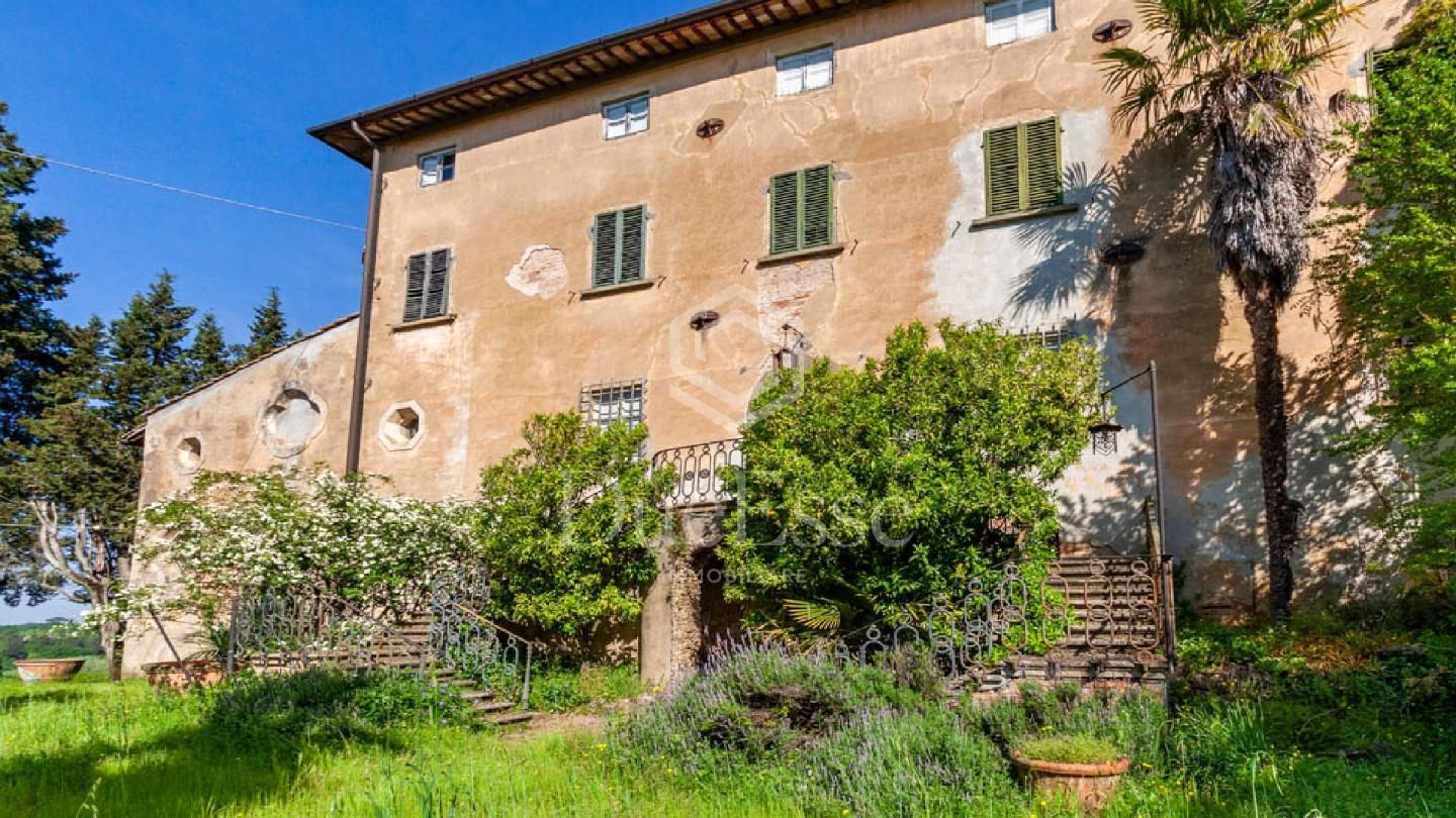 Villa con giardino a San Miniato