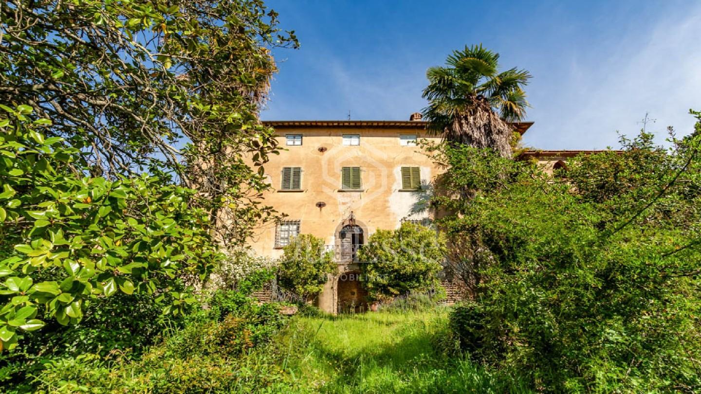 Villa con giardino a San Miniato