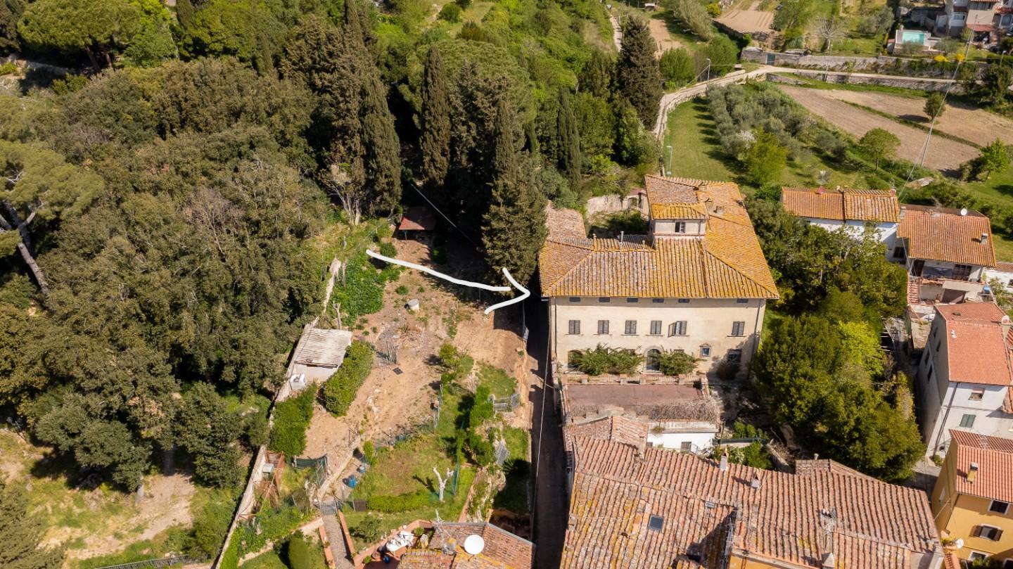 Villa con giardino, Vicopisano cucigliana