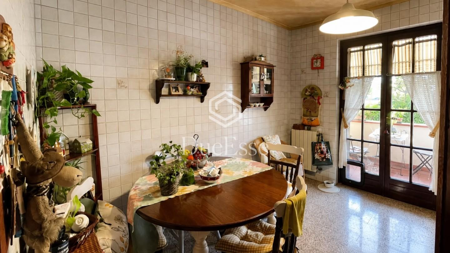 Villa con giardino, Pisa la vettola