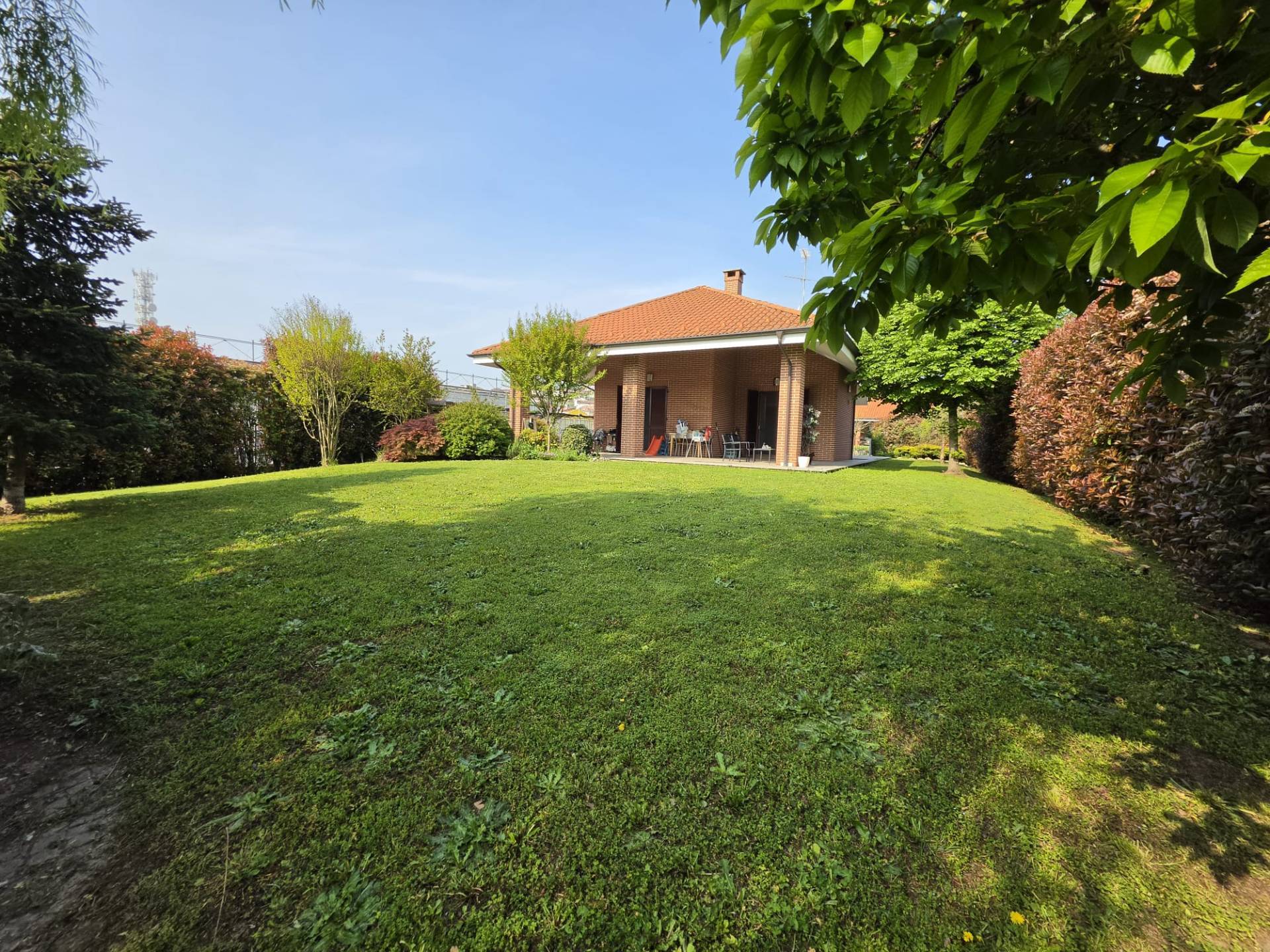 Villa in vendita a Asti, Est
