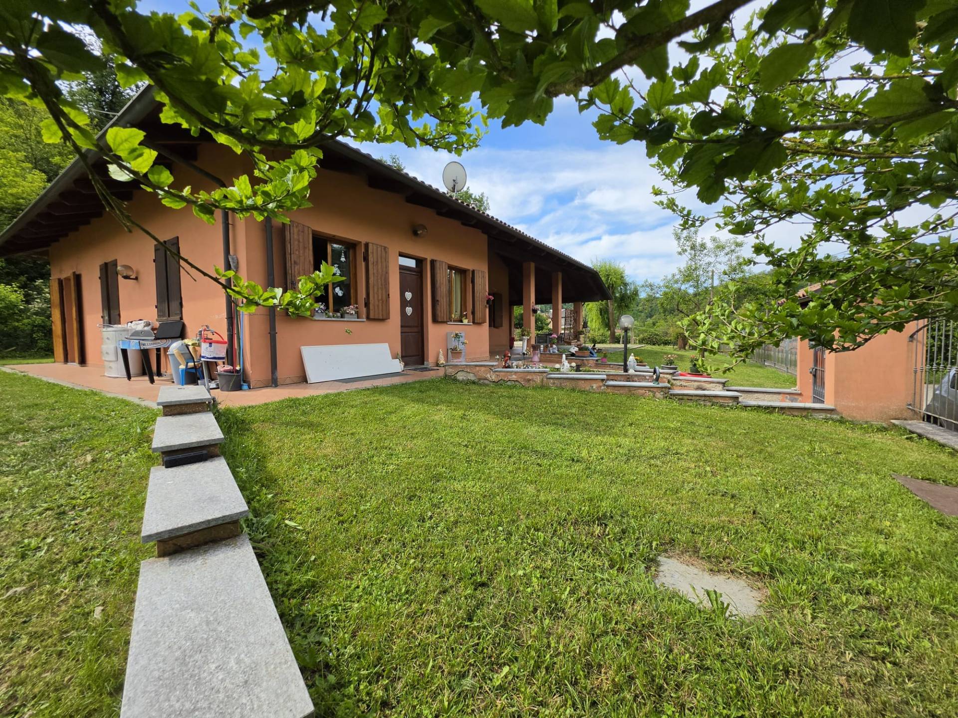 Villa in vendita a Asti, Valenzani