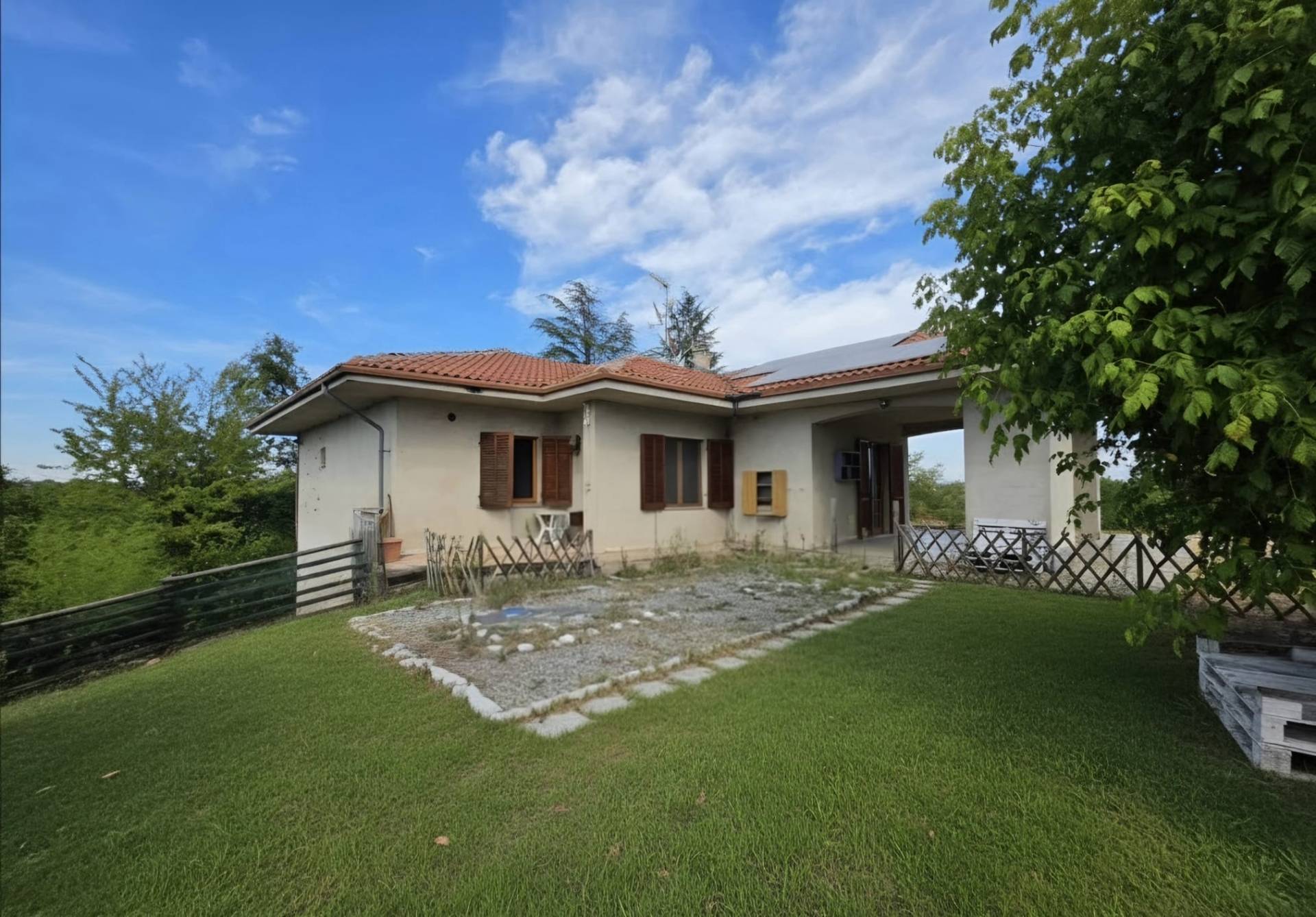 Villa in vendita a Portacomaro, Mont