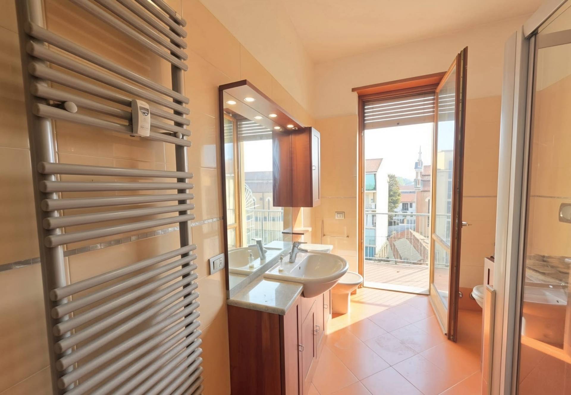 Appartamento in vendita a Asti, Centro