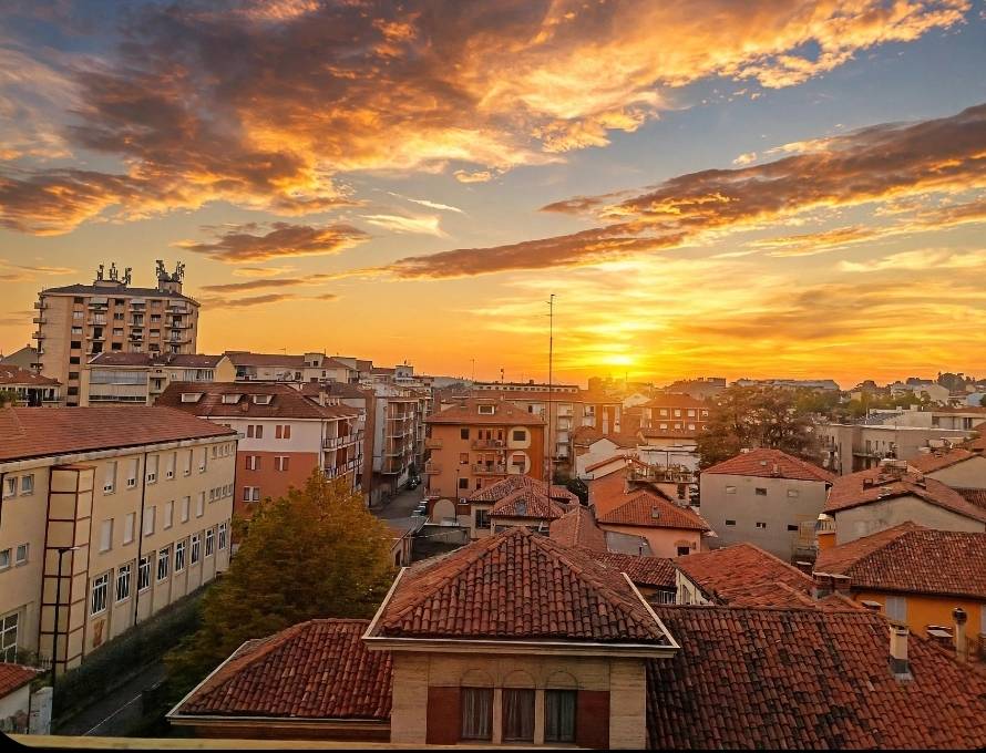 Appartamento in vendita a Asti, Centro