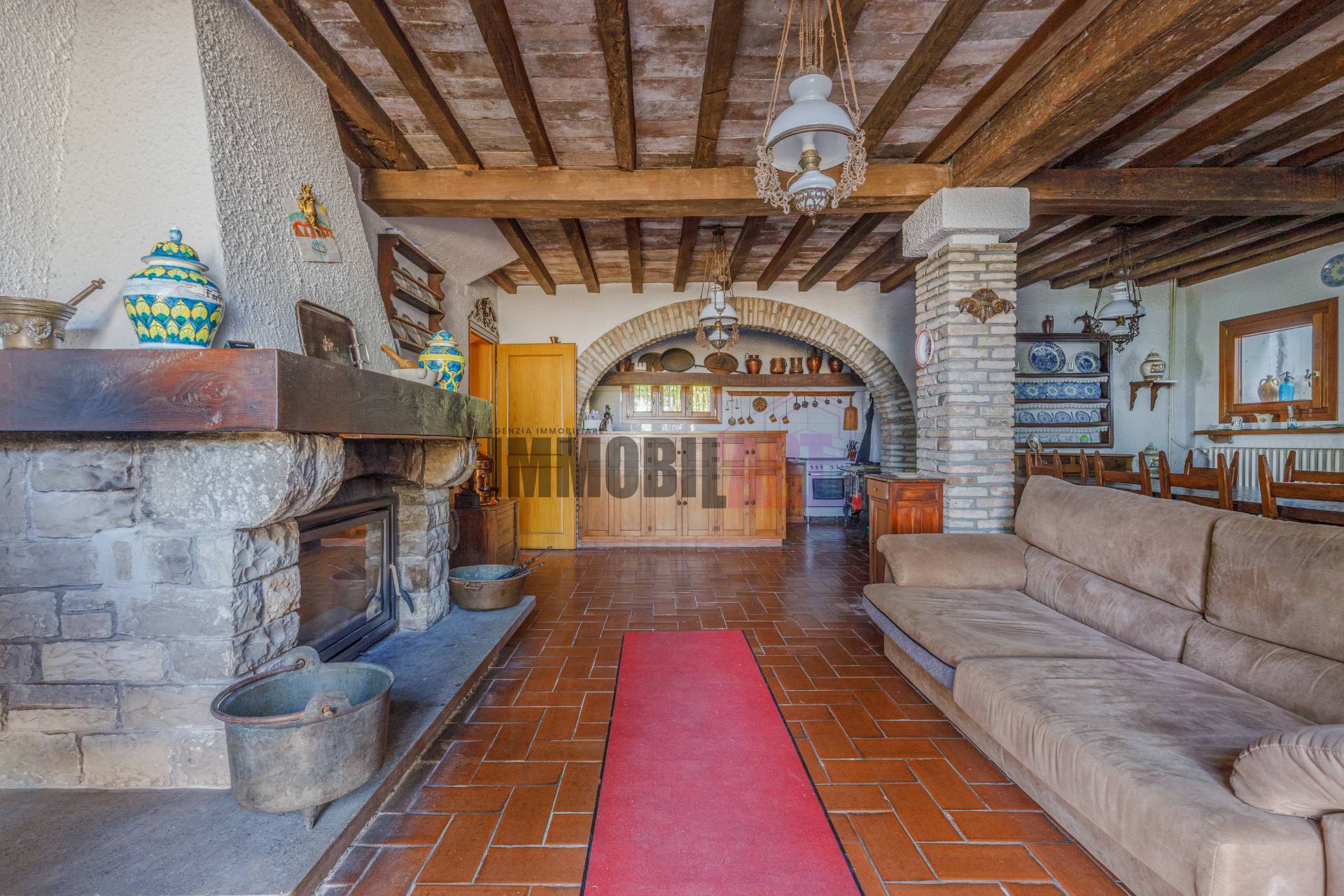 Villa in affitto a Canossa