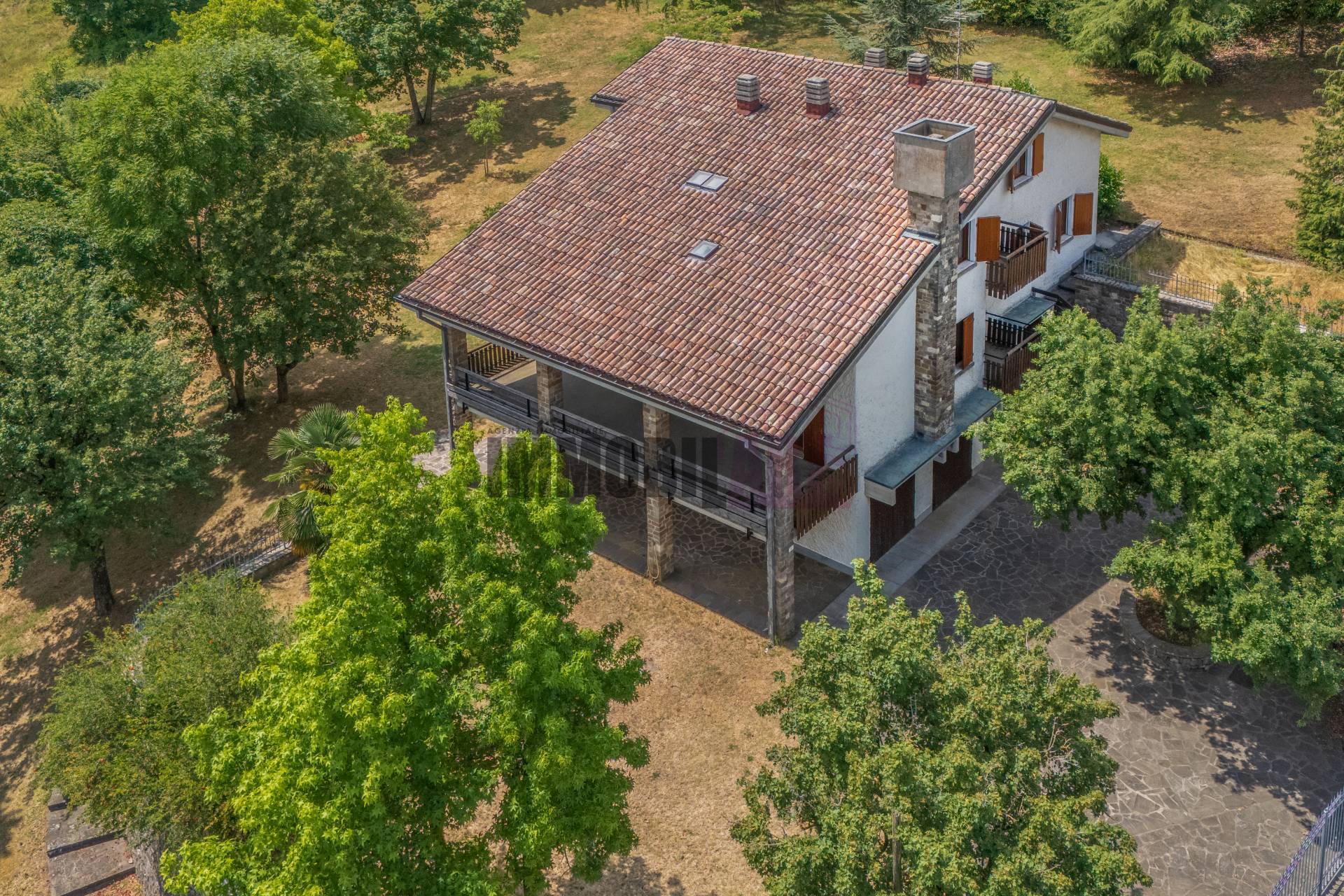 Villa in affitto a Canossa