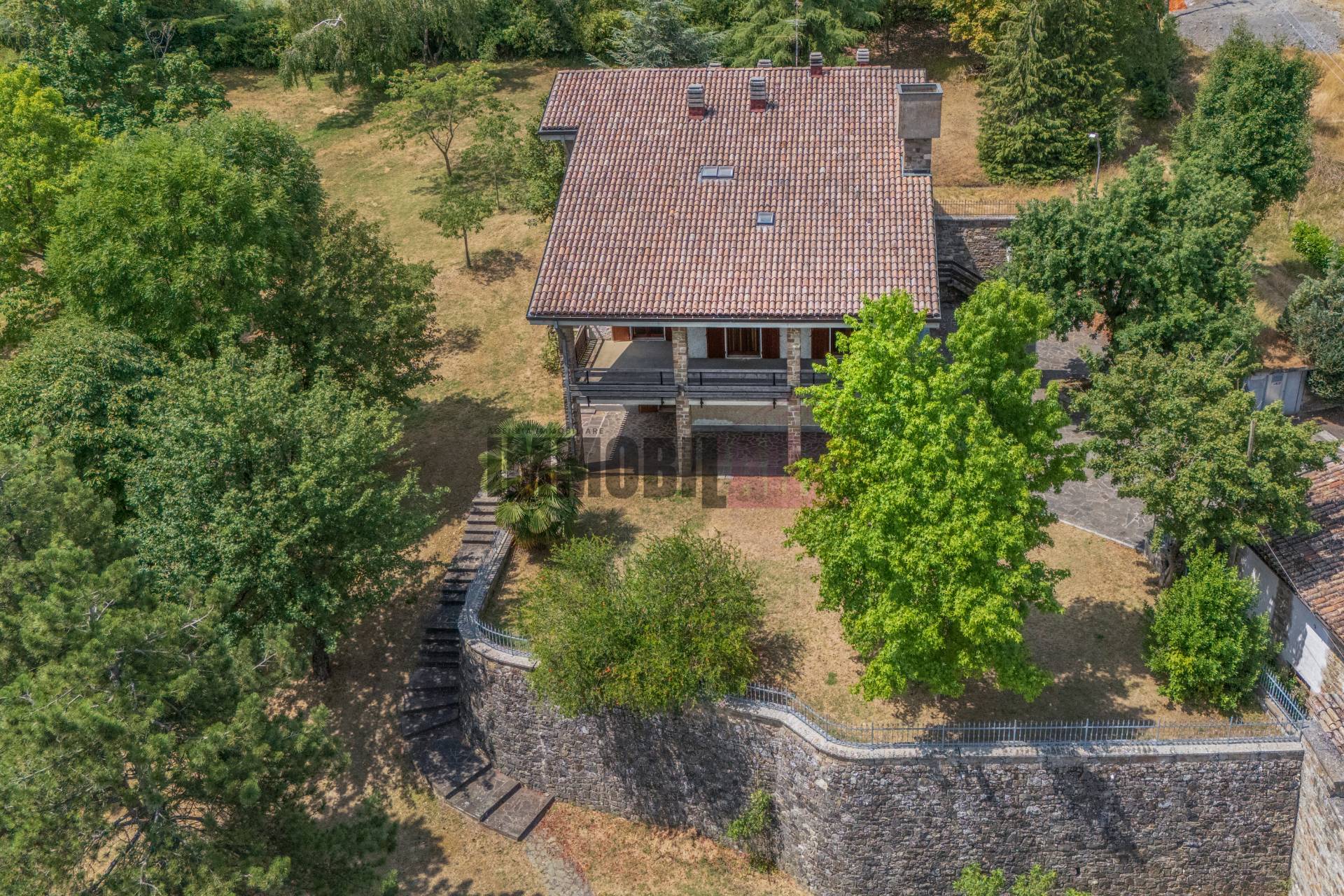 Villa in affitto a Canossa