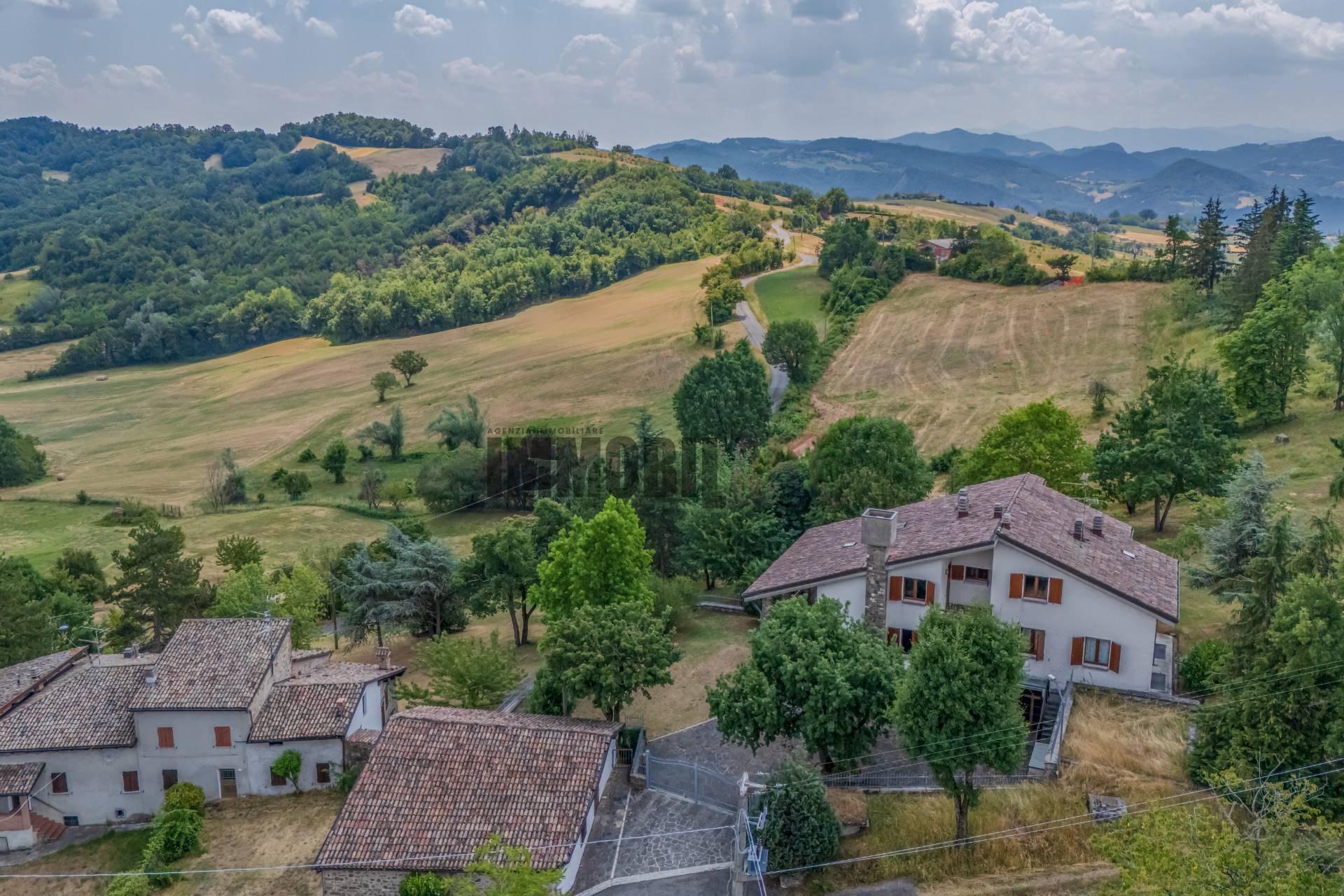 Villa in vendita a Canossa