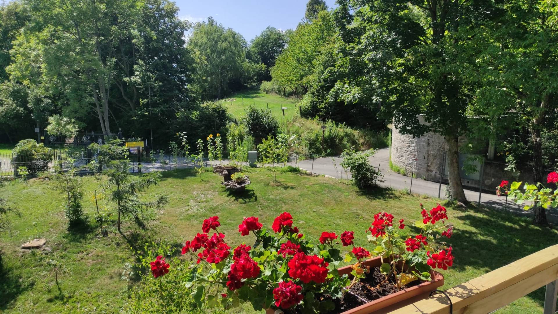Casa Indipendente in vendita a Laveno-Mombello