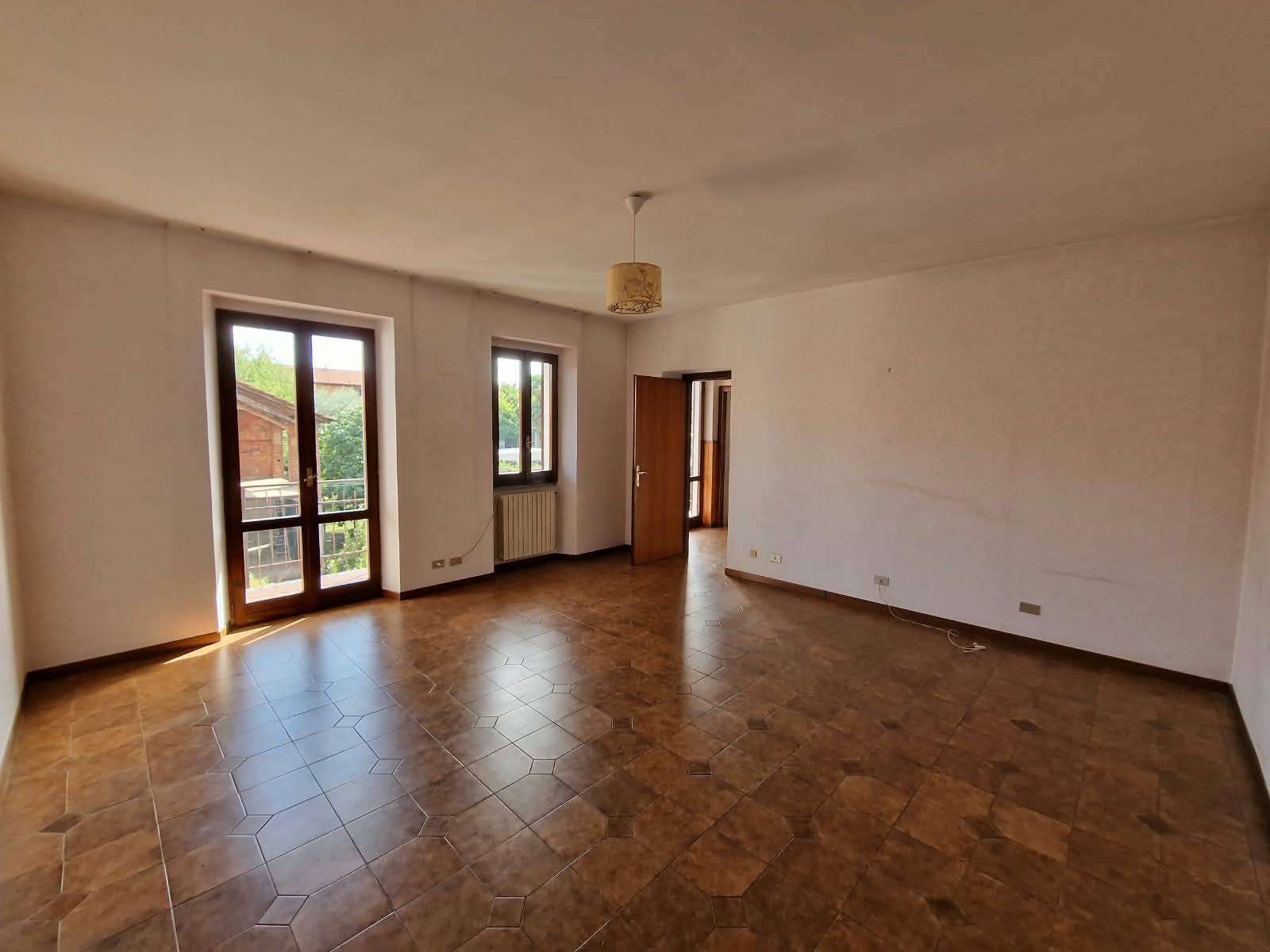 Casa Semindipendente in vendita a Agrate Conturbia