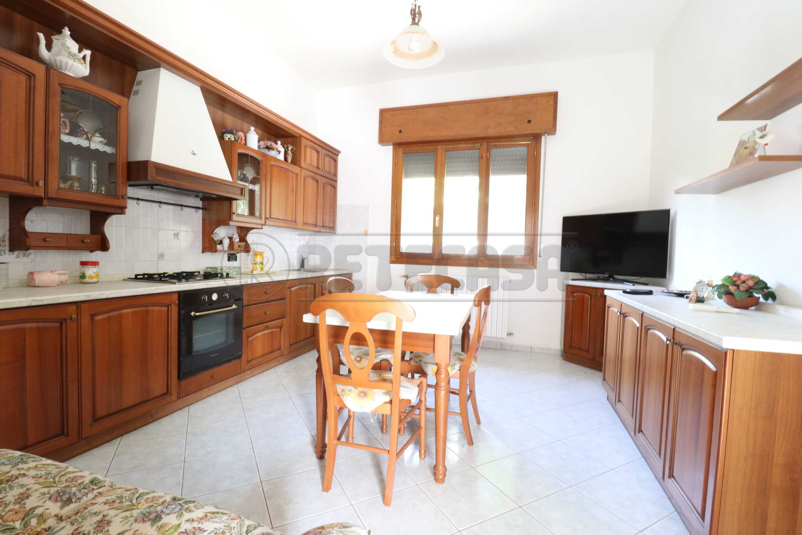 Quadrilocale in vendita in via g. bruno 23a, Bondeno