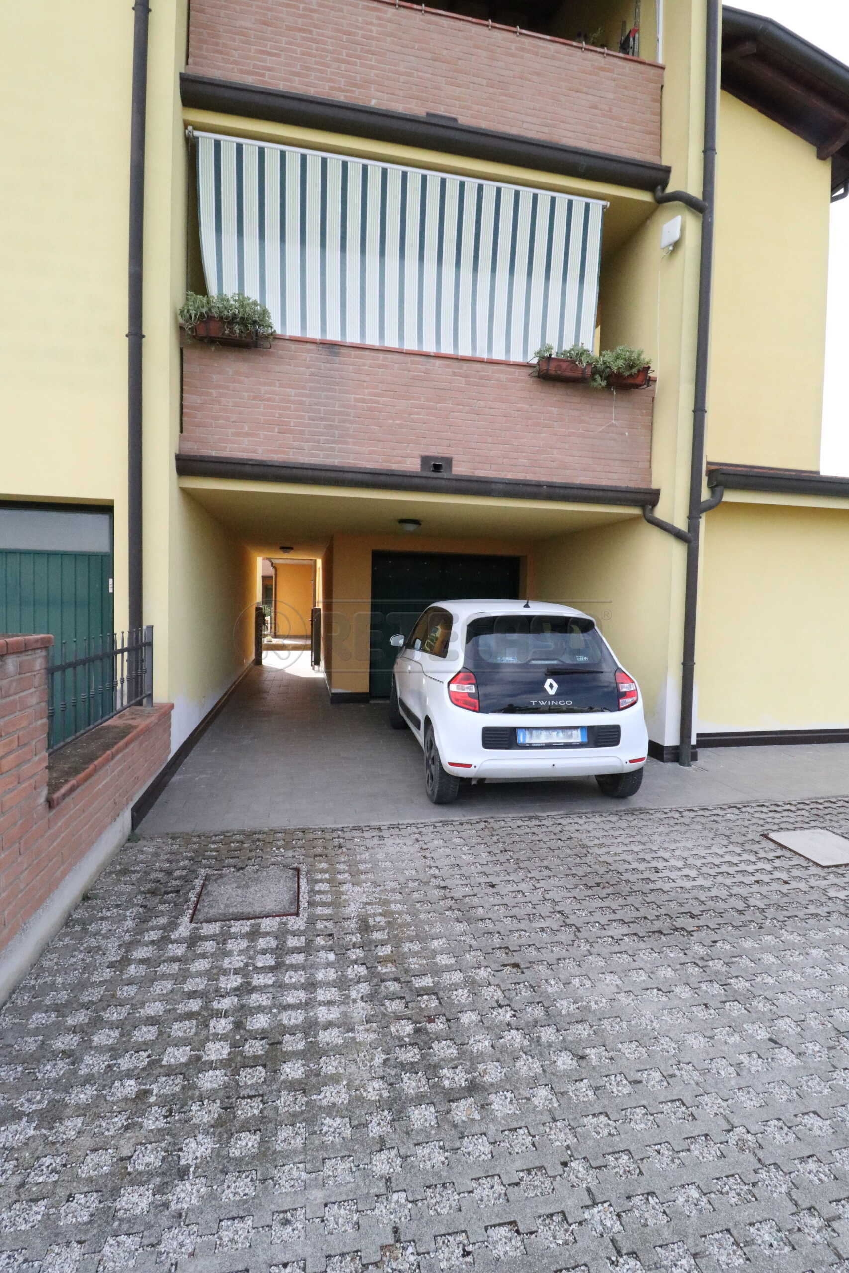 Trilocale in vendita in via francesco cilea 70/1, Bondeno