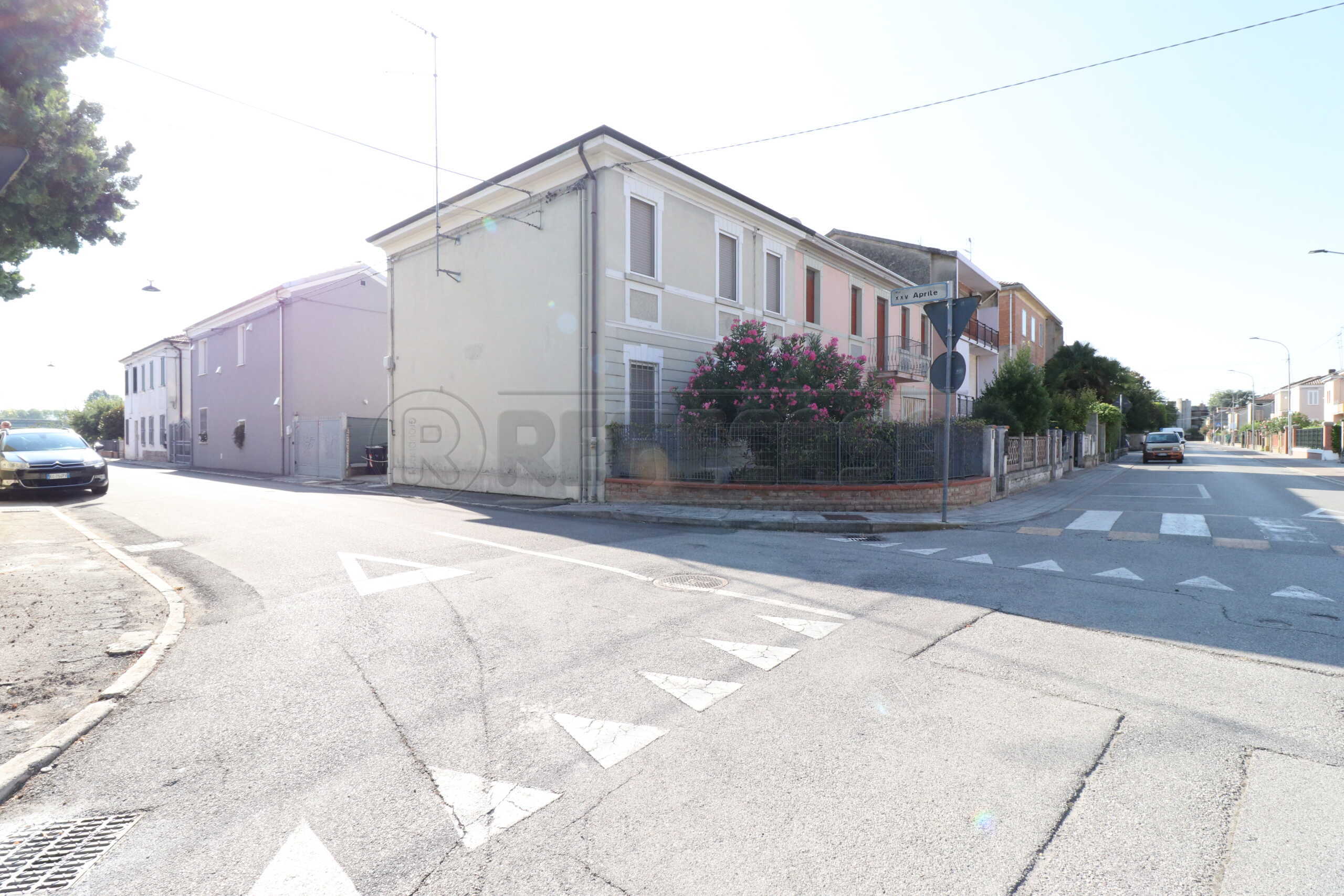 Casa indipendente in vendita in via della libert� 60, Bondeno