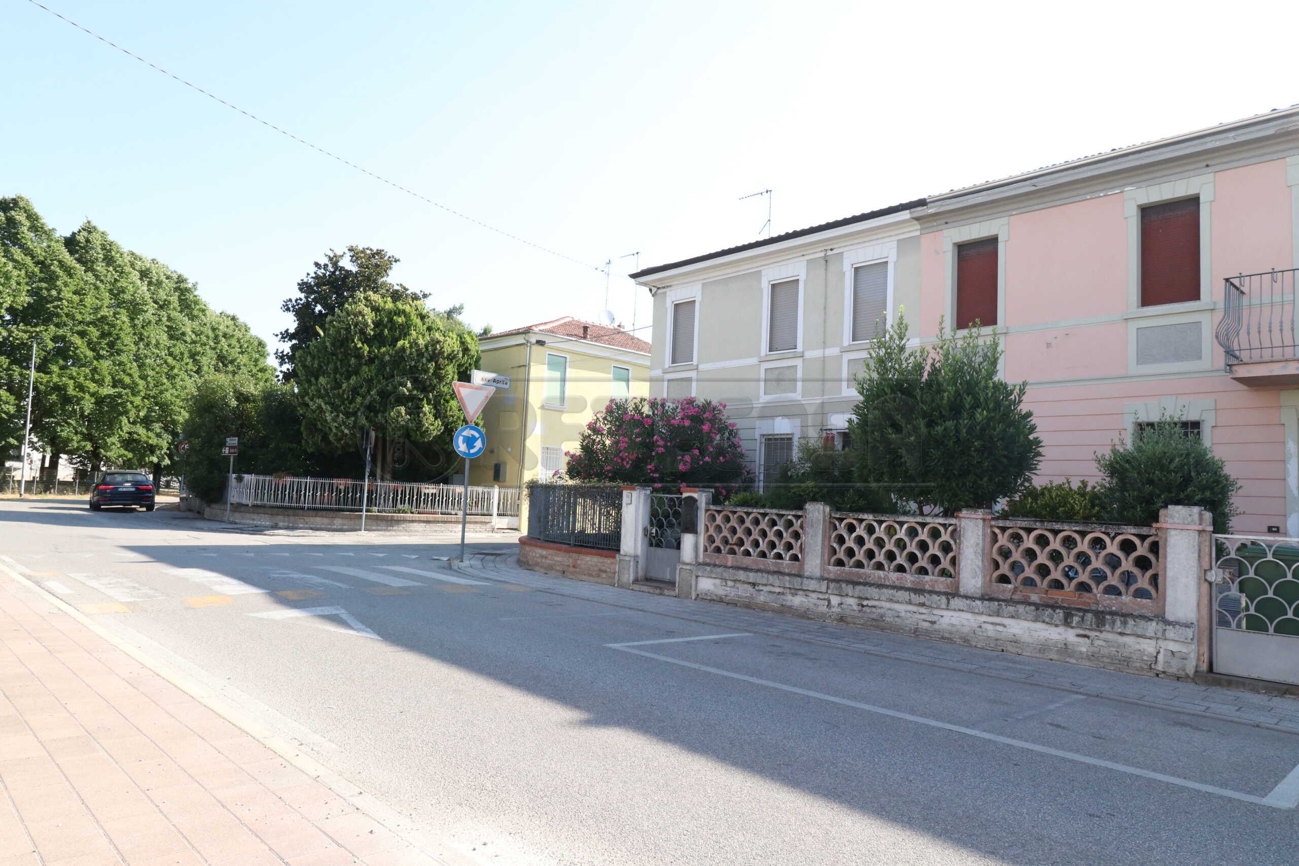 Casa indipendente in vendita in via della libert� 60, Bondeno