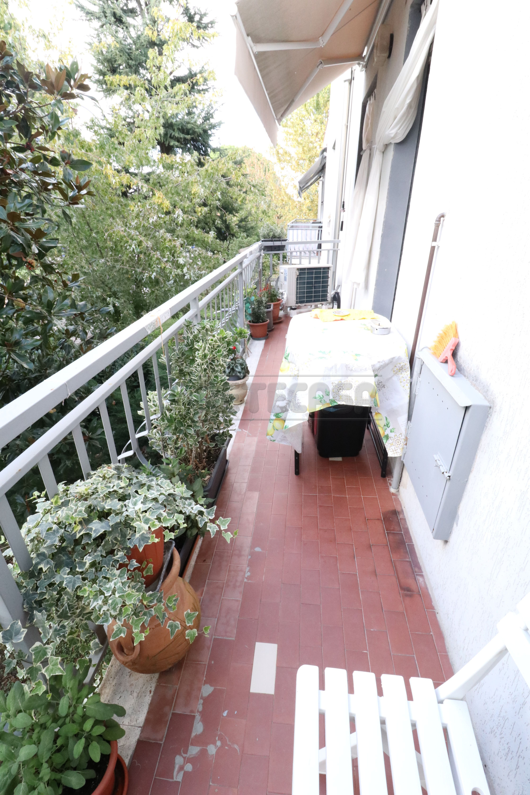 Trilocale con box in via granatieri di sardegna 4, Bondeno