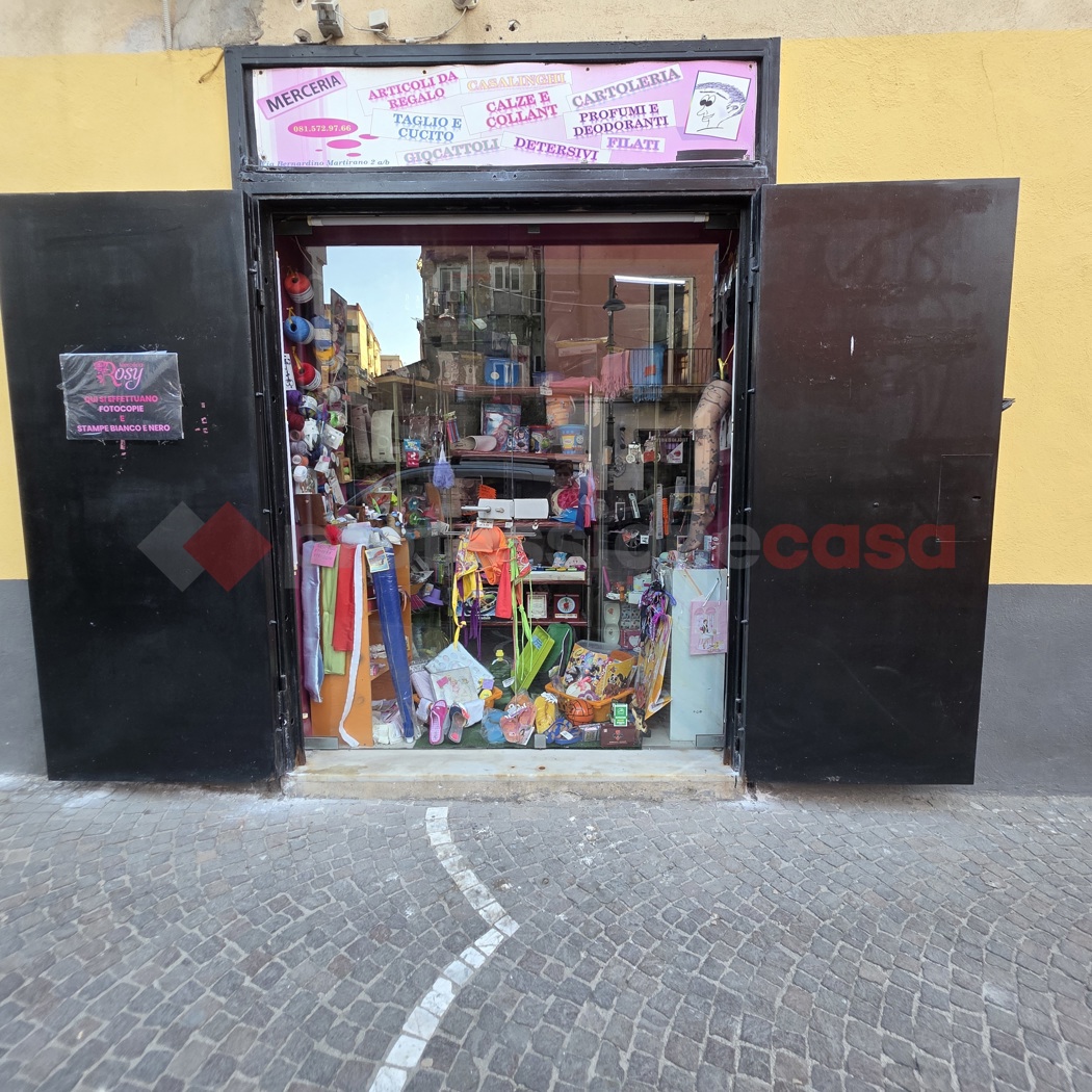 Attivit� commerciale in vendita a Napoli