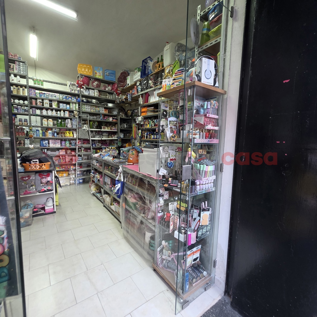 Attivit� commerciale in vendita a Napoli