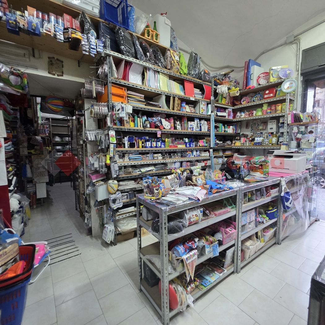 Attivit� commerciale in vendita a Napoli