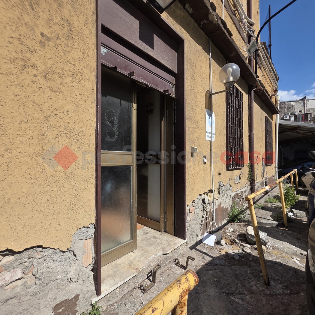 Ufficio in vendita a Napoli