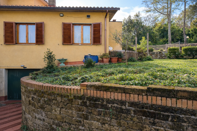 Villa Bifamiliare con giardino, Castelnuovo Berardenga ponte a bozzone