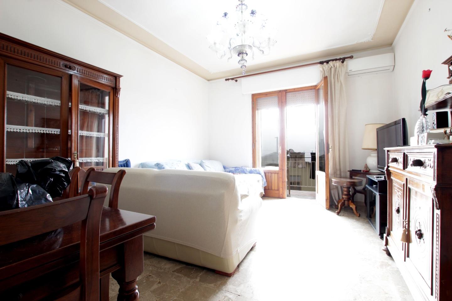 Appartamento con terrazzo, Siena petriccio