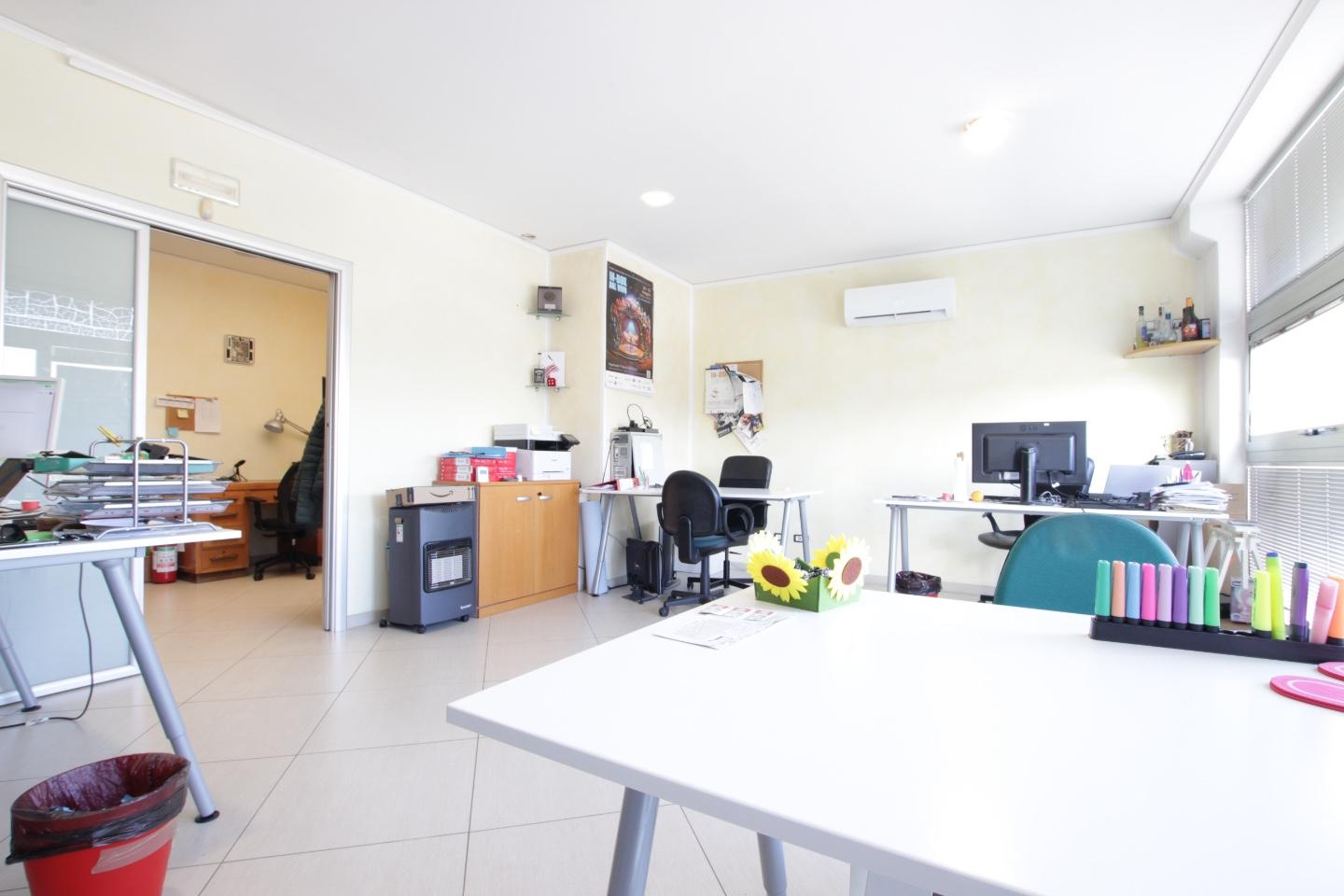 Ufficio in vendita a Monteroni d'Arbia