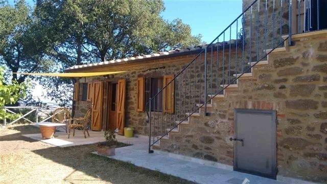 Rustico con giardino a Roccalbegna