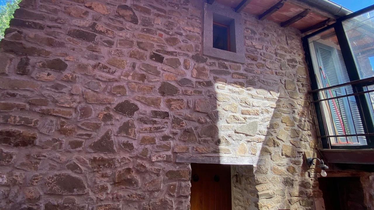 Rustico con giardino a Arcidosso