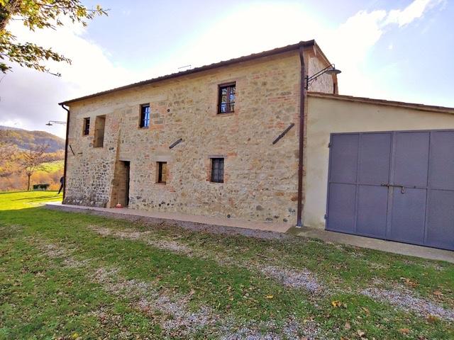 Rustico con giardino a Radicofani