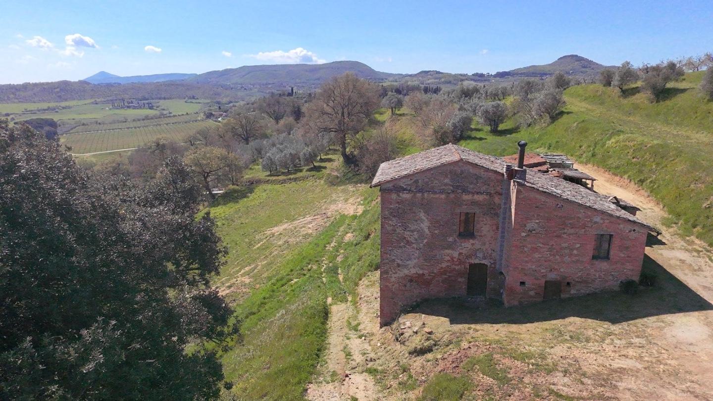 Rustico con giardino a Montepulciano