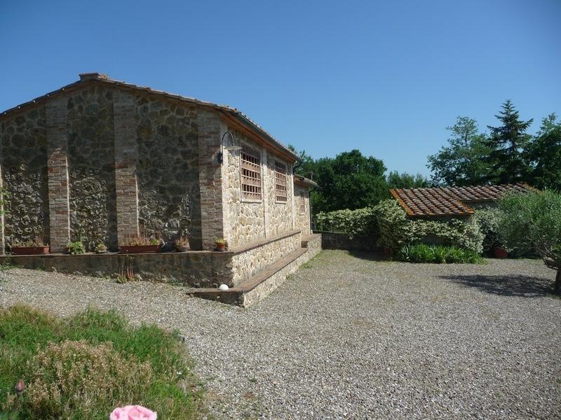 Rustico con giardino, Chiusdino palazzetto
