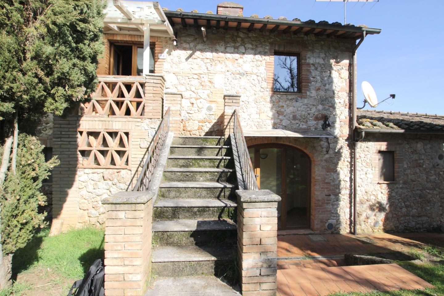 Appartamento con giardino, Monteriggioni abbadia a isola