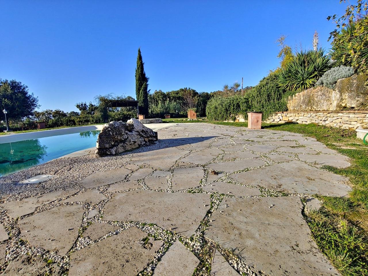 Rustico con giardino a Rapolano Terme