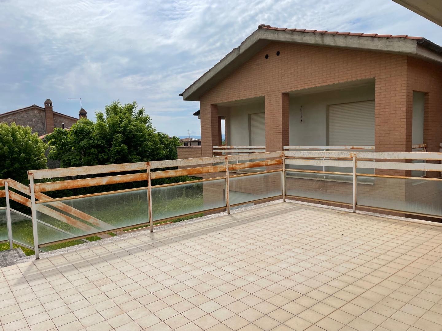 Quadrilocale con giardino, Murlo vescovado