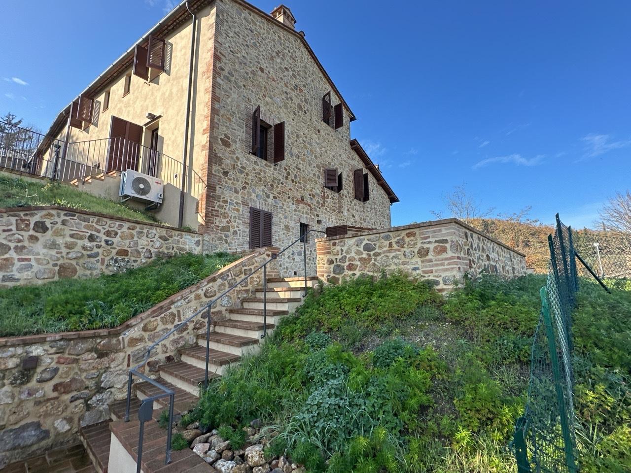 Quadrilocale con giardino, Sovicille stigliano