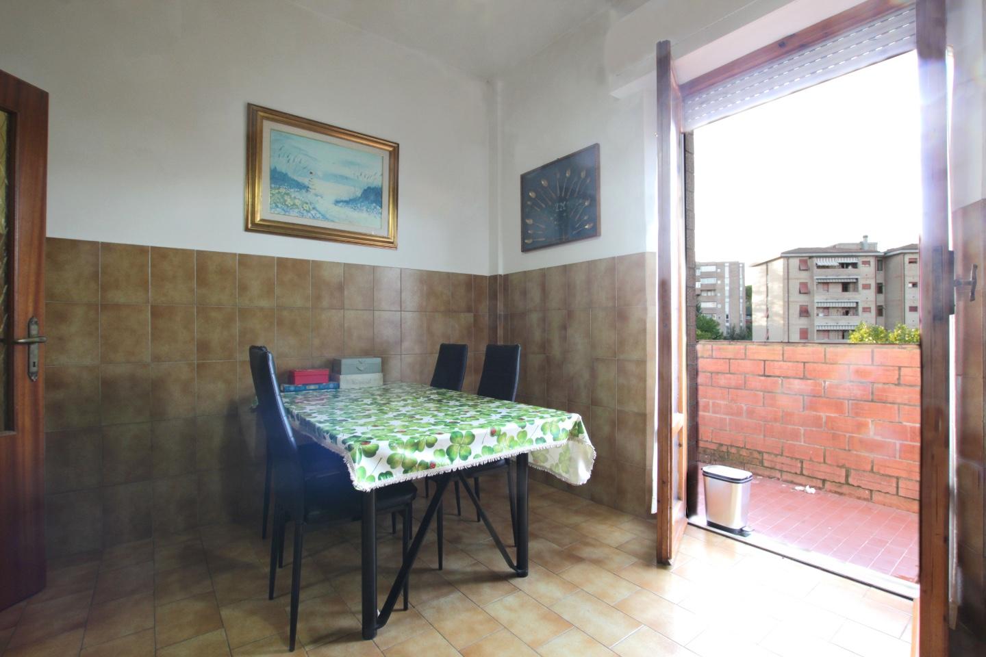 Appartamento con terrazzo, Siena acquacalda
