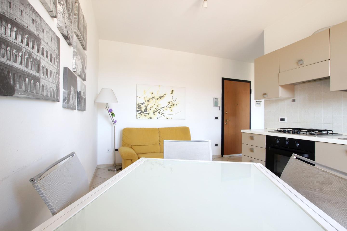 Monolocale con terrazzo, Sovicille rosia