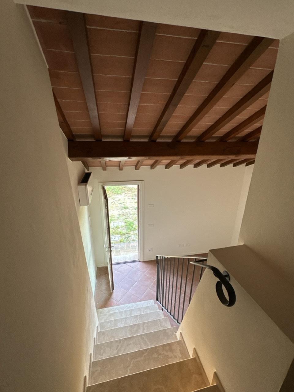 Trilocale con giardino, Sovicille stigliano