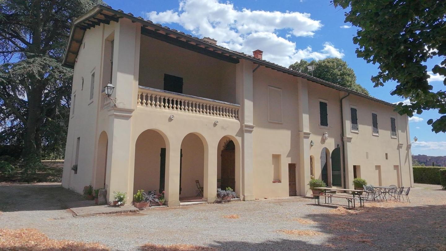 Villa con giardino a Siena