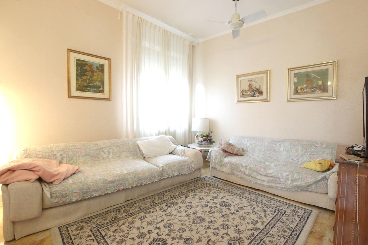 Quadrilocale con terrazzo, Siena mentana