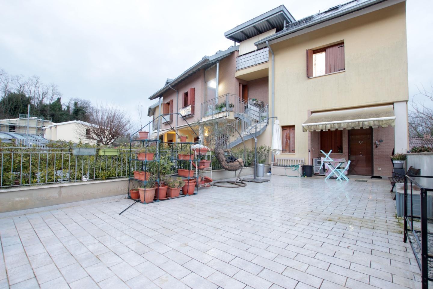 Appartamento con giardino, Monteriggioni uopini