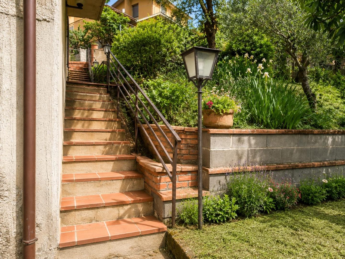 Villa con giardino a Torrita di Siena