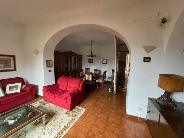 Appartamento con giardino a Monticiano