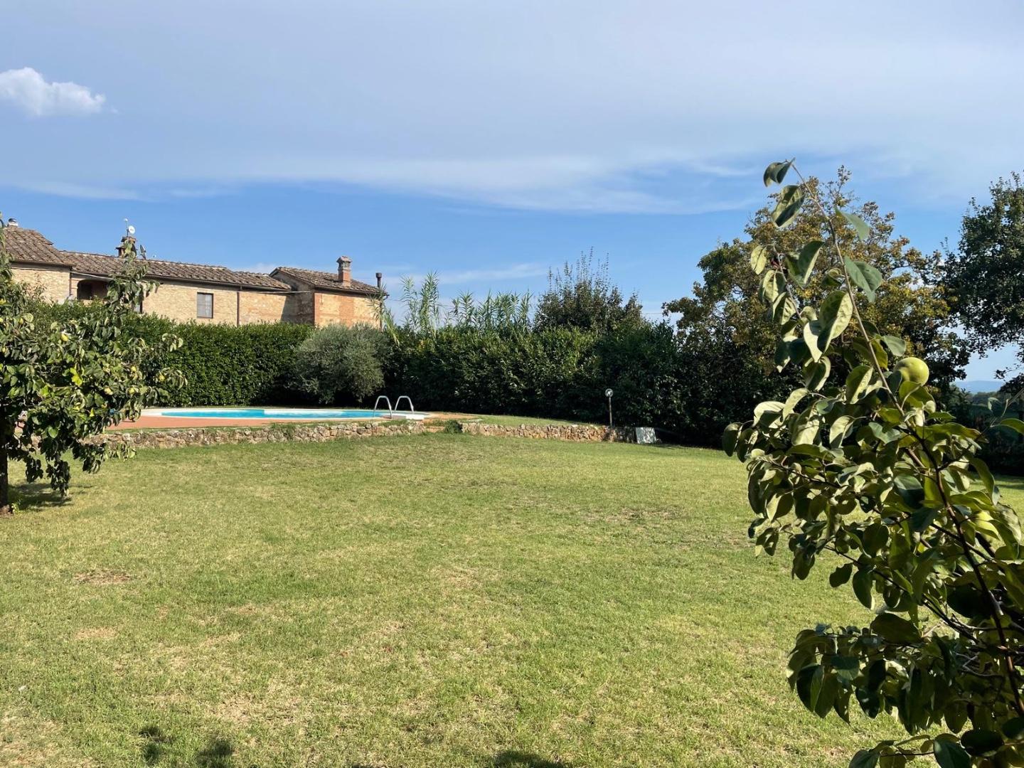 Appartamento con giardino a Sovicille